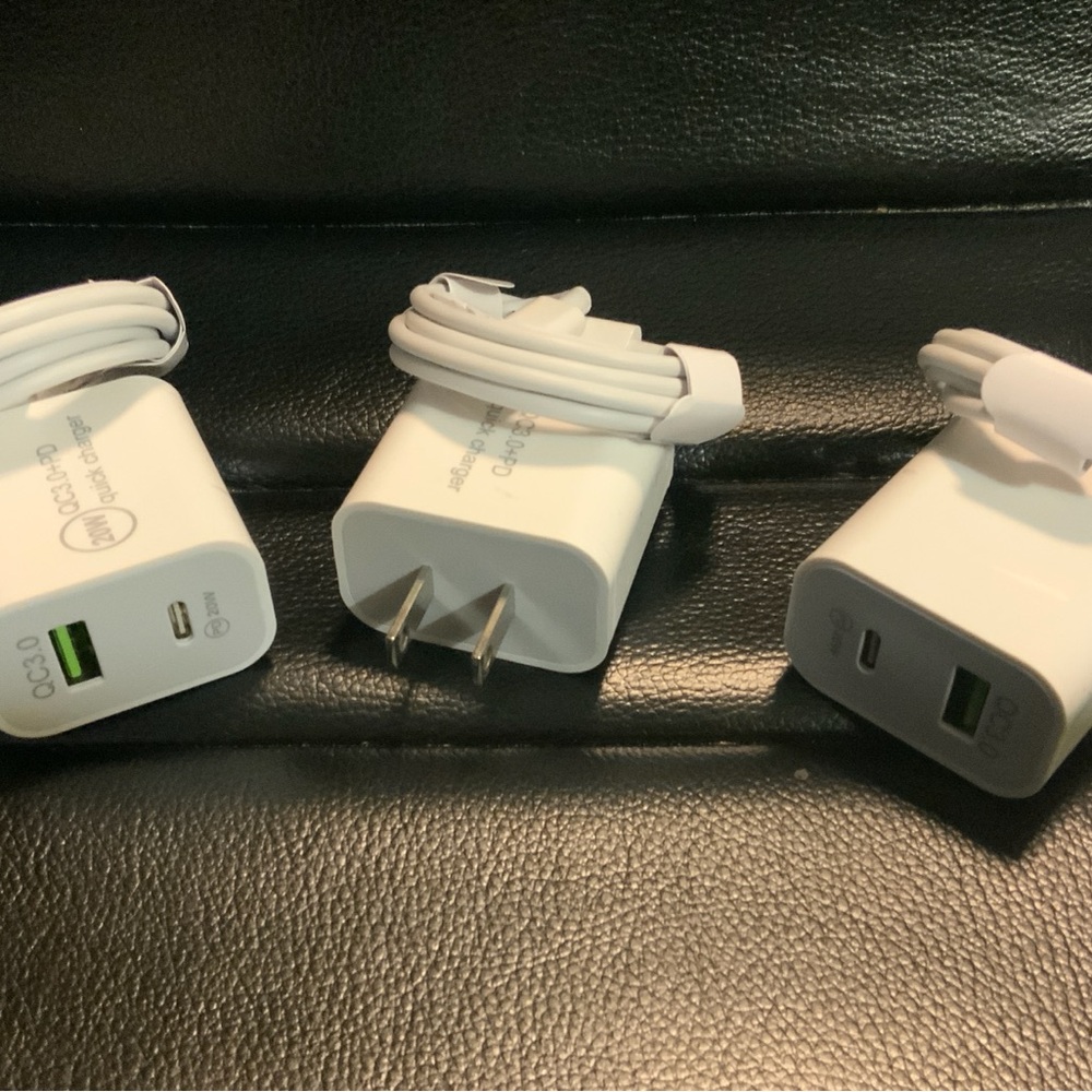 White USB Wall Chargers